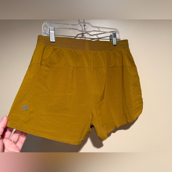 Lululemon Fast and Free Short 3" - Picture 8 of 10